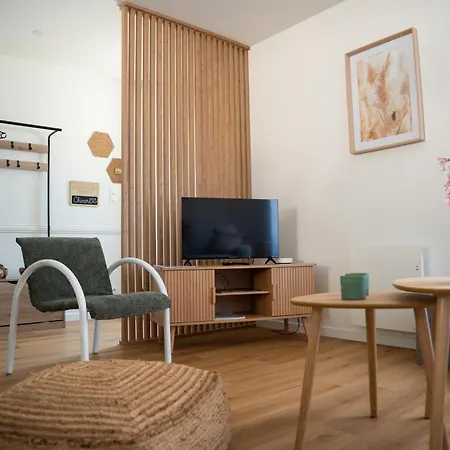 Maison De La Rochejaquelein Saint-Laurent-sur-Sèvre