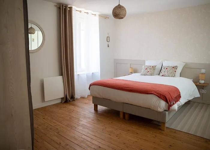 Maison De La Rochejaquelein *