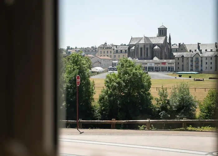 Maison De La Rochejaquelein Σπίτι διακοπών Saint-Laurent-sur-Sevre