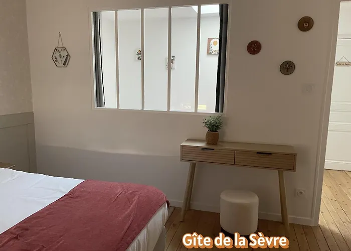 Maison De La Rochejaquelein