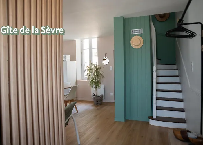 Maison De La Rochejaquelein Σπίτι διακοπών Saint-Laurent-sur-Sevre